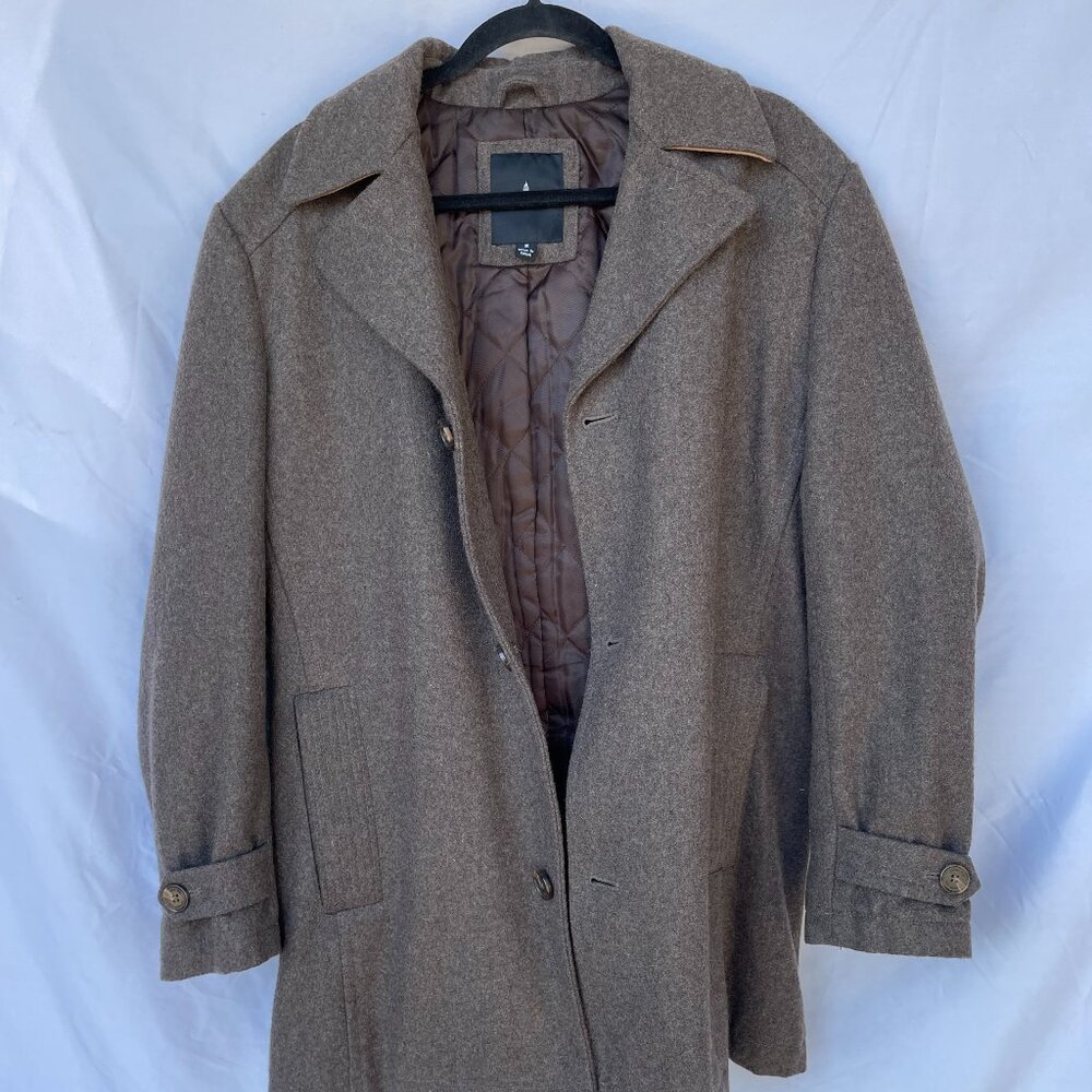 London Fog Coat Size small, quilted inside very nice